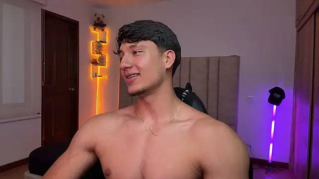 CHRIS_MORGAN1 Adlı Modelin Web Kamerası Şovu