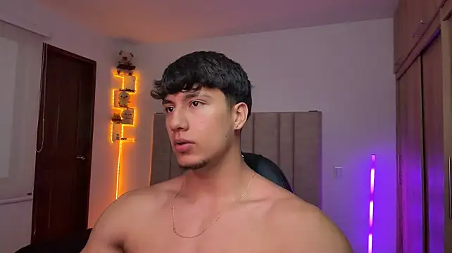 CHRIS_MORGAN1 Show Webcam