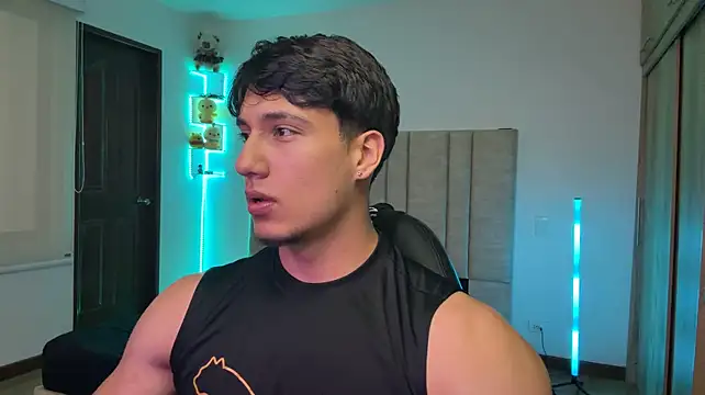 CHRIS_MORGAN1 Show Webcam
