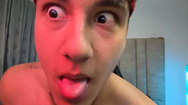 CHRIS_MORGAN1 Show Webcam