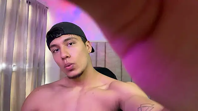CHRIS_MORGAN1n Webbikameraesitys