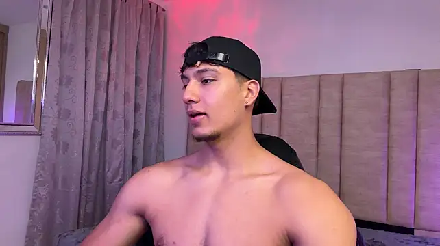 CHRIS_MORGAN1 Adlı Modelin Web Kamerası Şovu