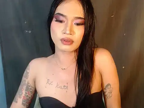 Show modela TSsexy_LOVERxxxx na web-kameri