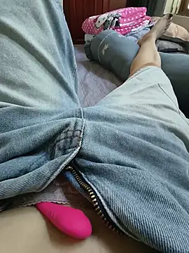 Show de Lili_2love na webcam