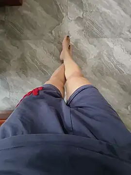 Lili_2love's Webcam Show
