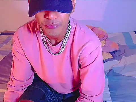Pokazy przed kamerką – theMyke101