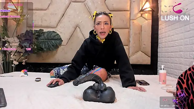 Chat +18 de Julieta_Slav3 ao vivo