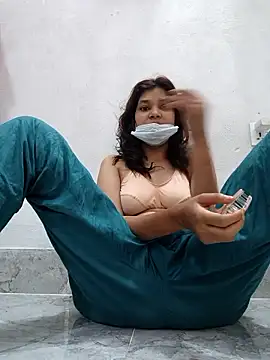 Show de Samira_Sen na webcam