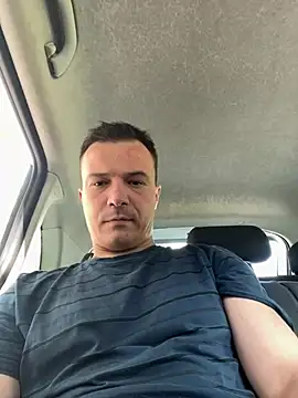 viktor1992-1-1 Show in webcam