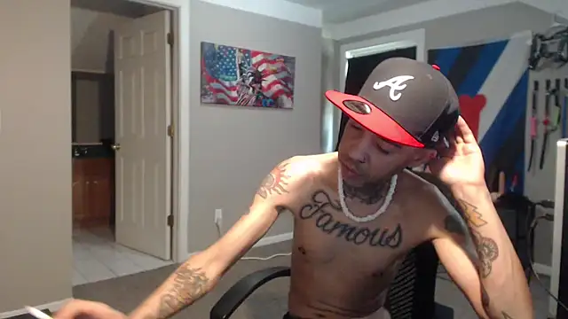 Michigan9000 Show in webcam