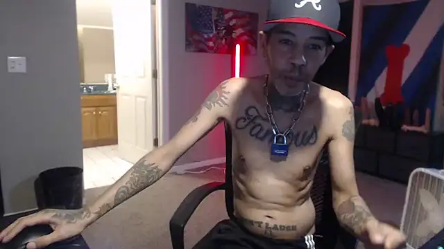 Michigan9000's Webcam Show