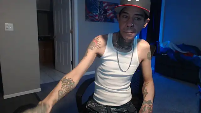 Show modela Michigan9000 na web-kameri