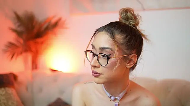AileenKiss Webcam show