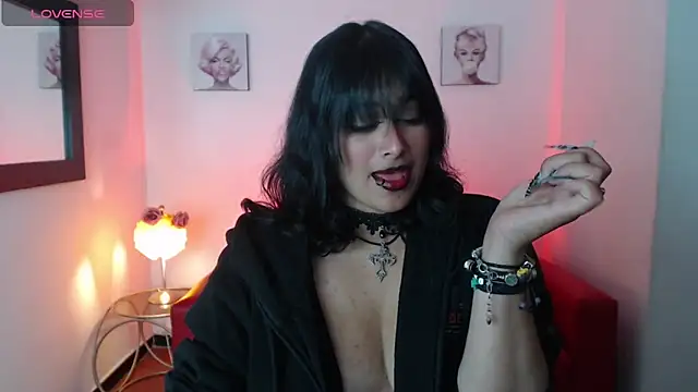 Andy_Eagleton_20_ Adlı Modelin Canlı XXX Sohbeti