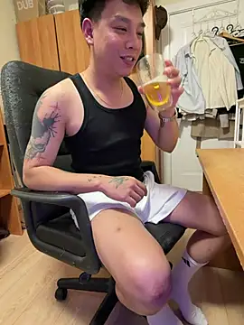 latava 在線直播表演