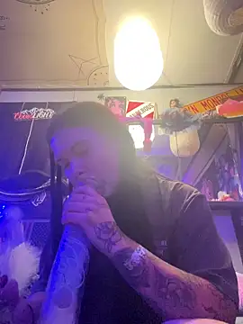 Pokazy przed kamerką – Jynx420friendly