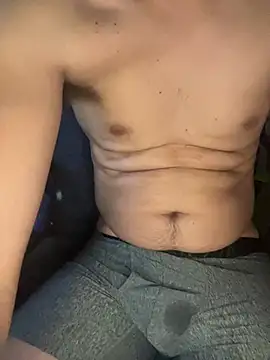 PTJ963 ওয়েবক্যাম শো