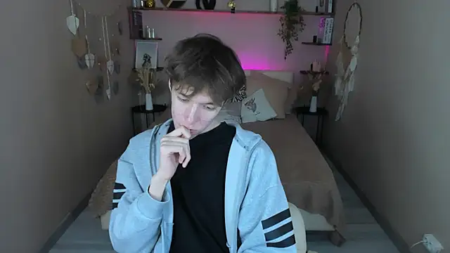 MarkBranston's Live XXX Chat