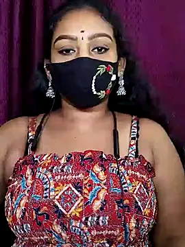 Chat +18 de Tamil_Soniya ao vivo
