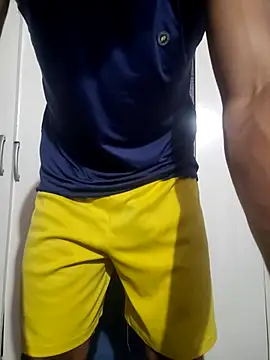 Show de maxOliver12345 na webcam