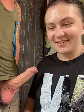 Twolatte1520 Show in webcam