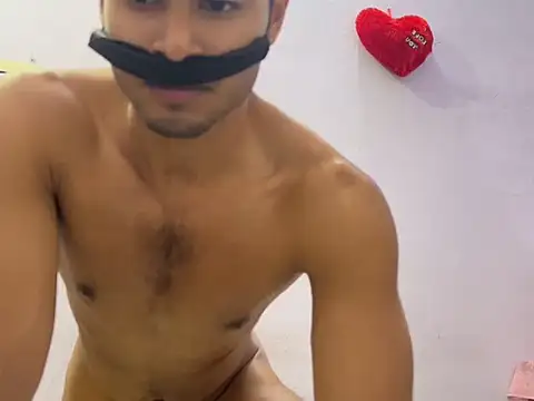 OooYessboyy Webcam show