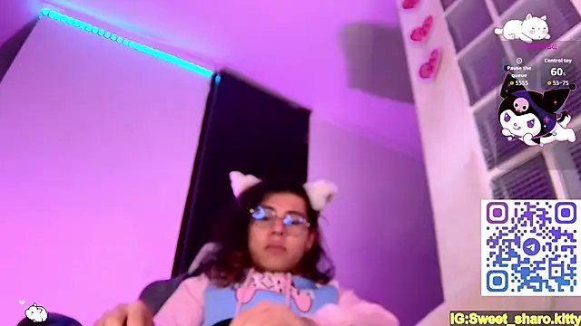 Sweet-SharoKitty's Webcam Show