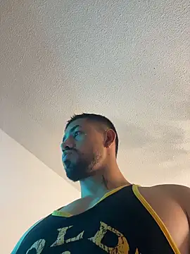 Ezzio_Scolaro Show Webcam