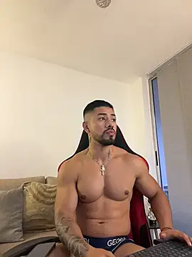 Ezzio_Scolaro Pertunjukan Webcam