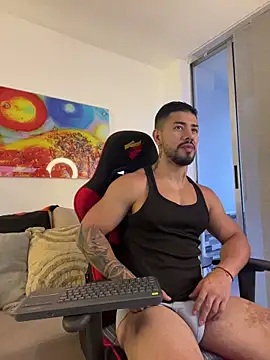 Chat XXX en directo de Ezzio_Scolaro