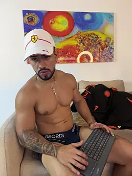 Ezzio_Scolaro 网络视讯表演