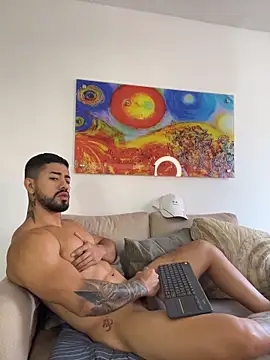 Ezzio_Scolaro Шоу с уебкамера