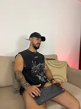Ezzio_Scolaroのウェブカメラショー