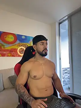 Ezzio_Scolaro's Webcam Show