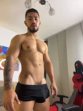 Ezzio_Scolaro 在線直播表演