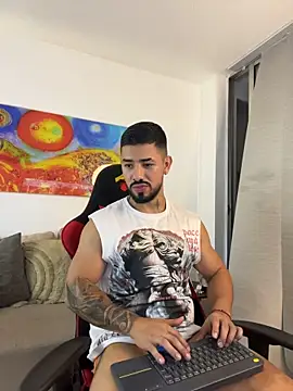 Ezzio_Scolaro 网络视讯表演