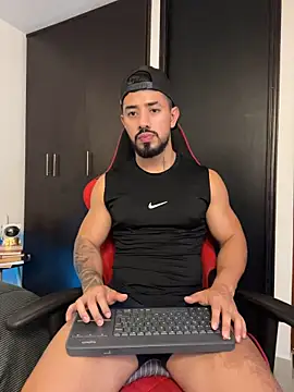Ezzio_Scolaro Webcam-Show