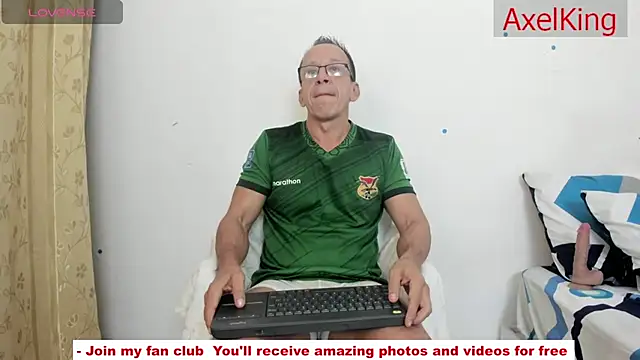 _axelking_'s Webcam Show