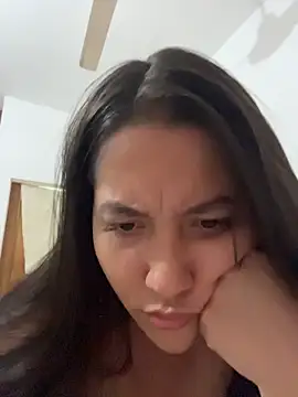 Chat XXX en directo de Nhefertary