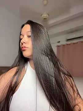 Nhefertary 现场XXX聊天