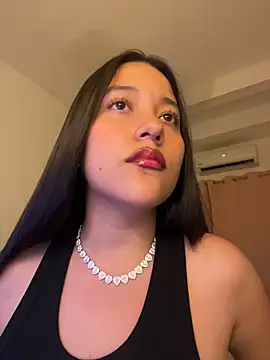 Nhefertary's Live XXX Chat