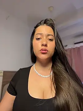 Chatroom XXX en direct de Nhefertary