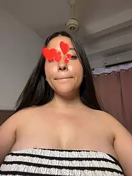 Nhefertaryn Live XXX chat