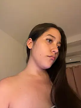 Chat +18 de Nhefertary ao vivo