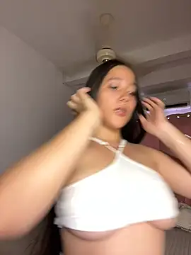 Nhefertary's Live XXX Chat