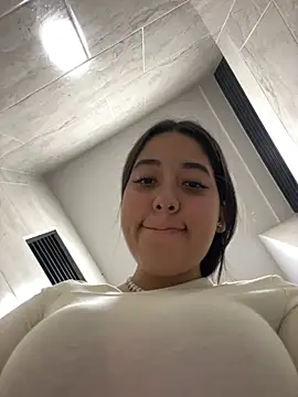 Nhefertary Live XXX-Chat