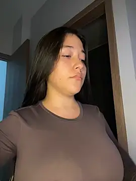 Nhefertary XXX чат на живо