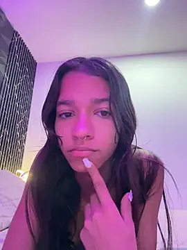 ScarletEvanss_ Chat XXX in diretta