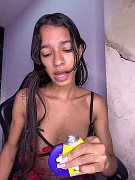 ScarletEvanss_'s Webcam Show