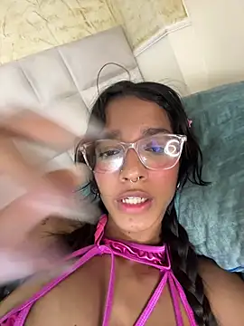 ScarletEvanss_'s Webcam Show
